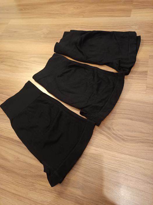 3 pary nowych spodenek push-up