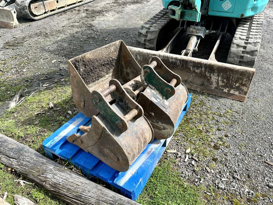 Mini-escavadora KOBELCO SK30SR-6E usada