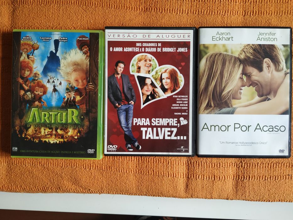 Vendo três DVDs diversos