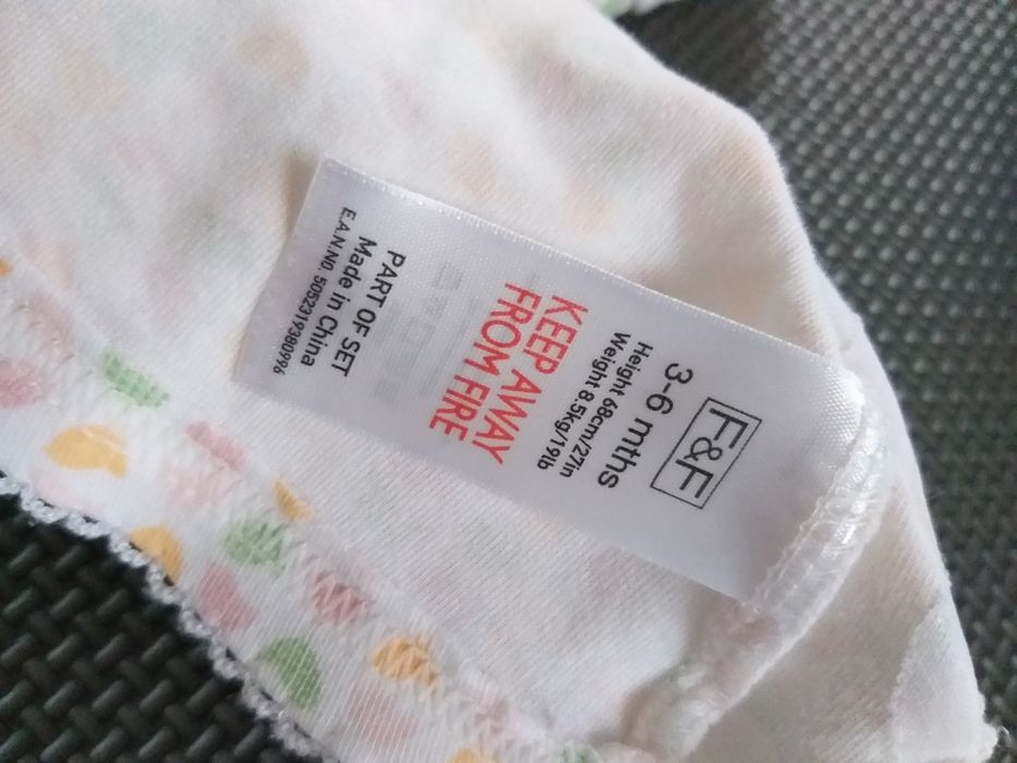 Bawełniana bluzka dla dziewczynki r. 68 nowa koszulka wyprawka 3-6m