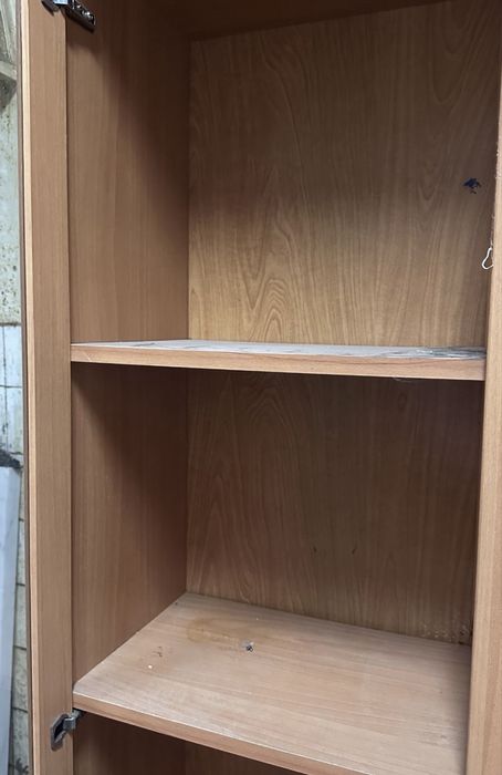 Vendo armario de madeira