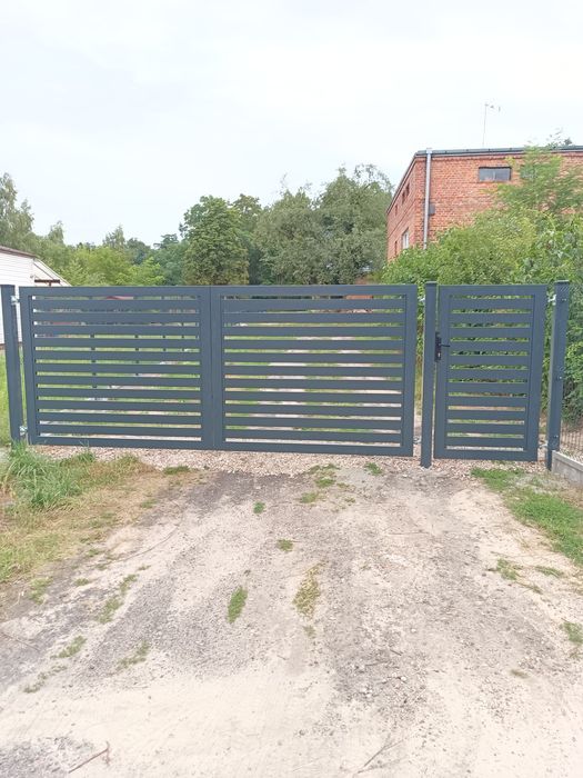 Ogrodzenia panelowe brama furtka montaż słupek panel podmurówka wola