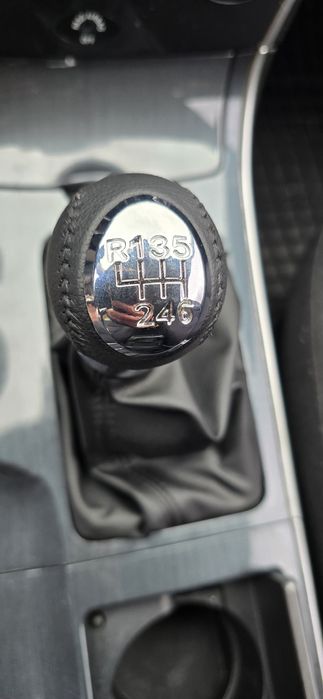 Мазда 6  2007 год/дизель 2л./ механика 6ст/Bose/универсал