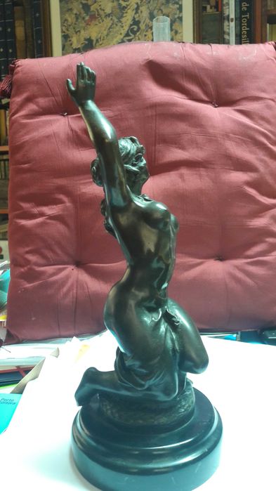 Escultura em Bronze