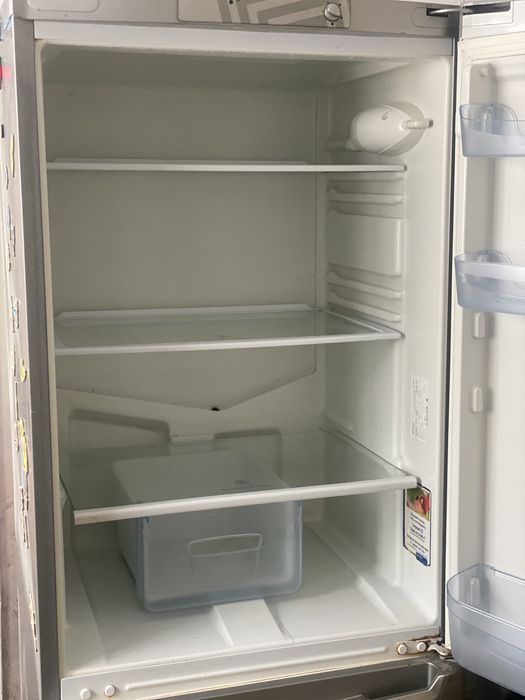 Ходильник Indesit