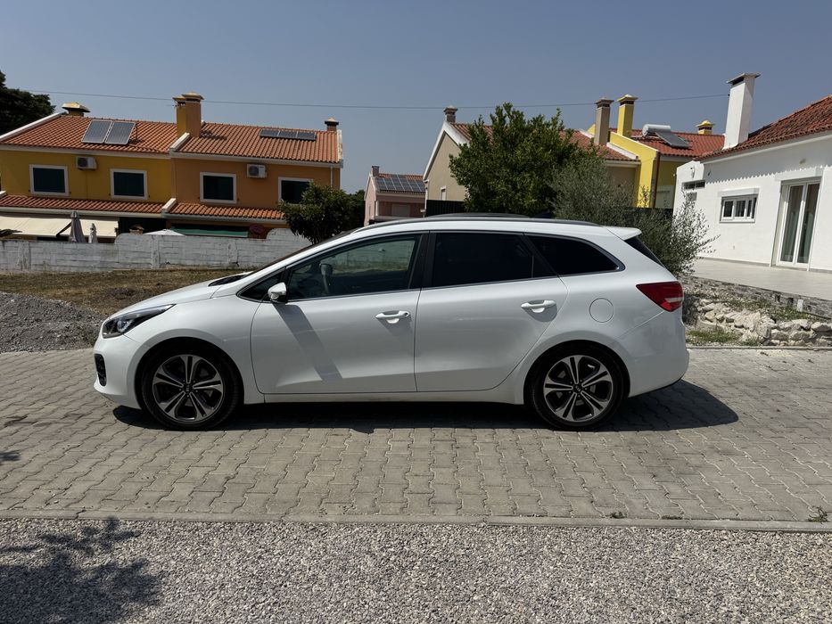Kia Ceed SW GT Line 1.6 CRDi 2017 | Teto Panorâmico | GPS | 167.000 km