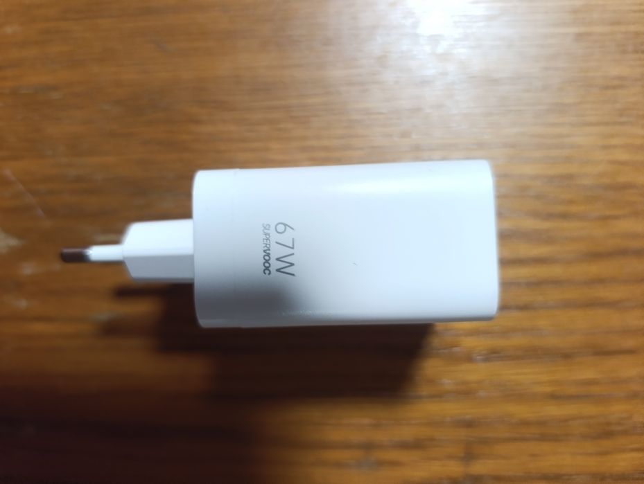 Realme Supervooc Original 150w . 67w . 45w . 33w . 20w . 18w . 10w