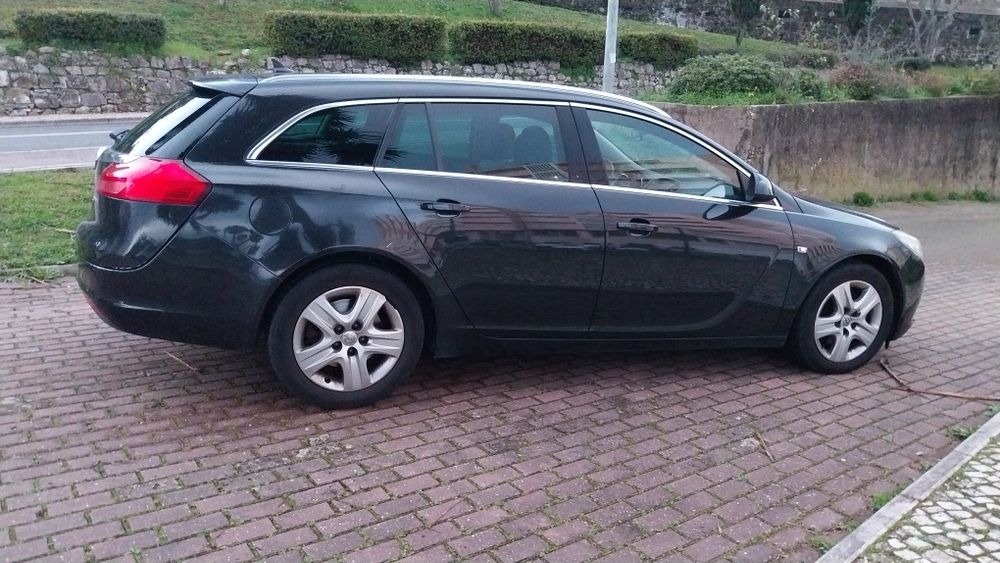 Opel insignia Sports Tourer 2.0 Cdti 2010