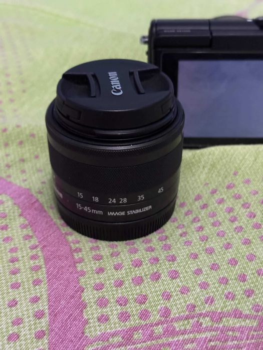 Canon m100 + Canon EF-M 22mm f/2 + EF-M 15-45mm f/3.5-6.3