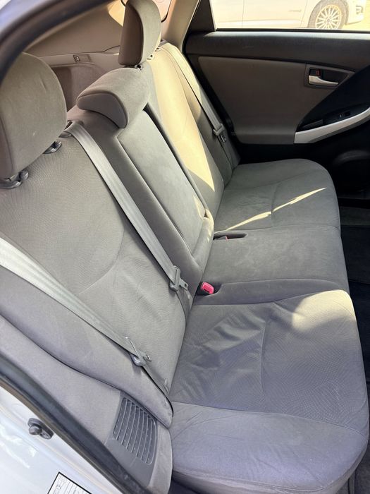 Аренда авто Тойота приус. Оренда приус. Прокат Totota Prius.