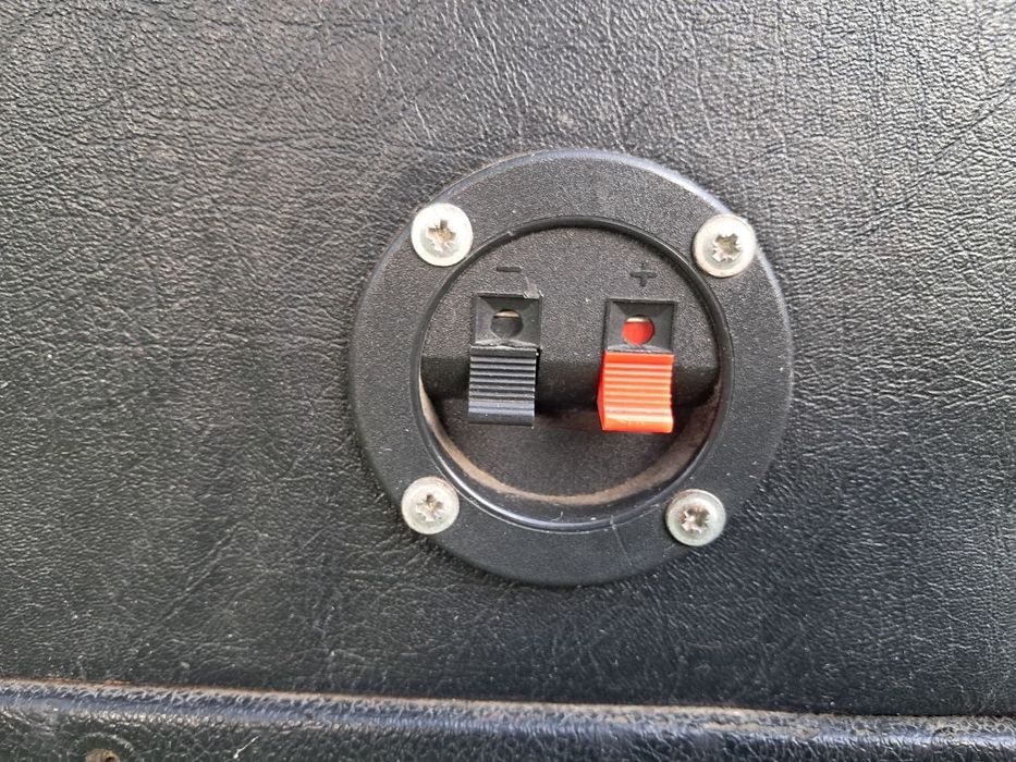 Корпуса колонок під 15 динамік