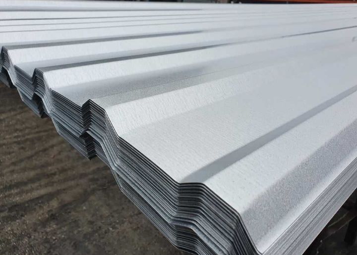 2 GATUNEK, blacha trapezowa, wkręty i inne