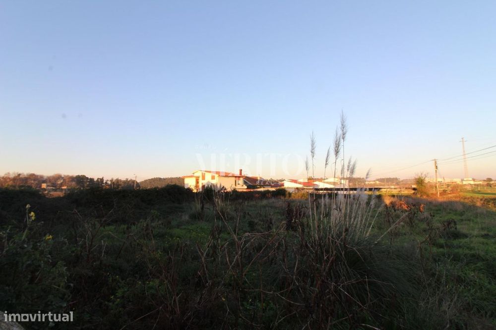 Terreno com 975m2 - Touguinha - Vila do Conde