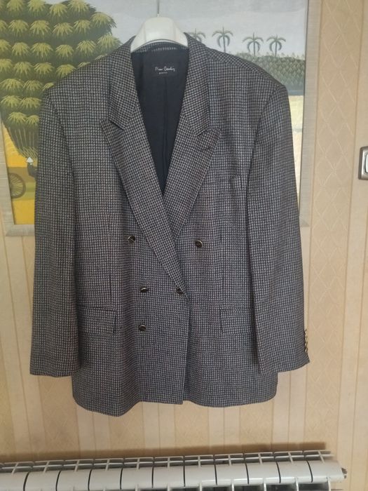 Marynarka Wełniana, dwurzędowa ze złotymi guzikami