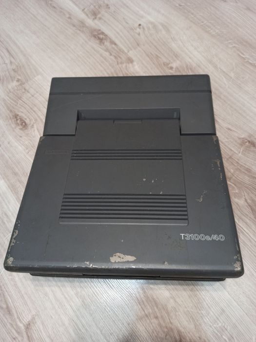 Toshiba T3100/40 retro