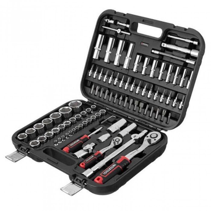 Набір інструментів 94 од, головки: 4-32мм кейс STORM INTERTOOL ET-8094