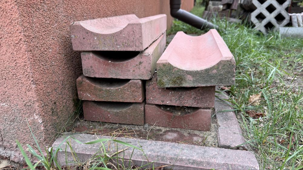 Odpływy wody betonowe czerwone 3,5mb