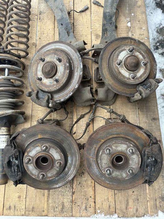 Стійки цапфа Ford Focus mk1 Форд Фокус