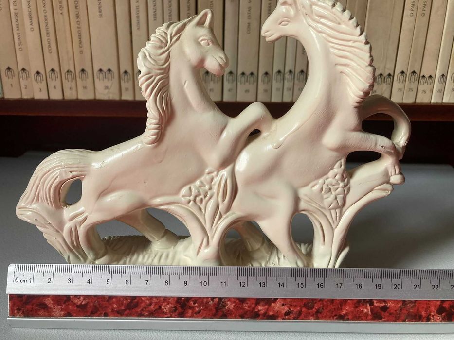 Figura Decorativa Cavalos