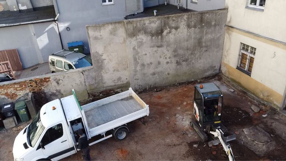 Usługi Minikoparką Wiertnica Młot Wyburzeniowy Miniwywrotka