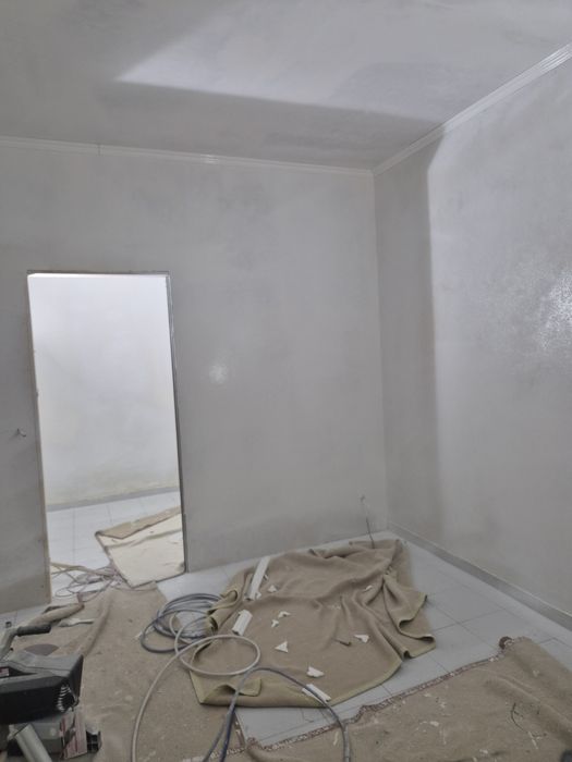 Pedreiro  profissional com mas de 20 anos  de experiência