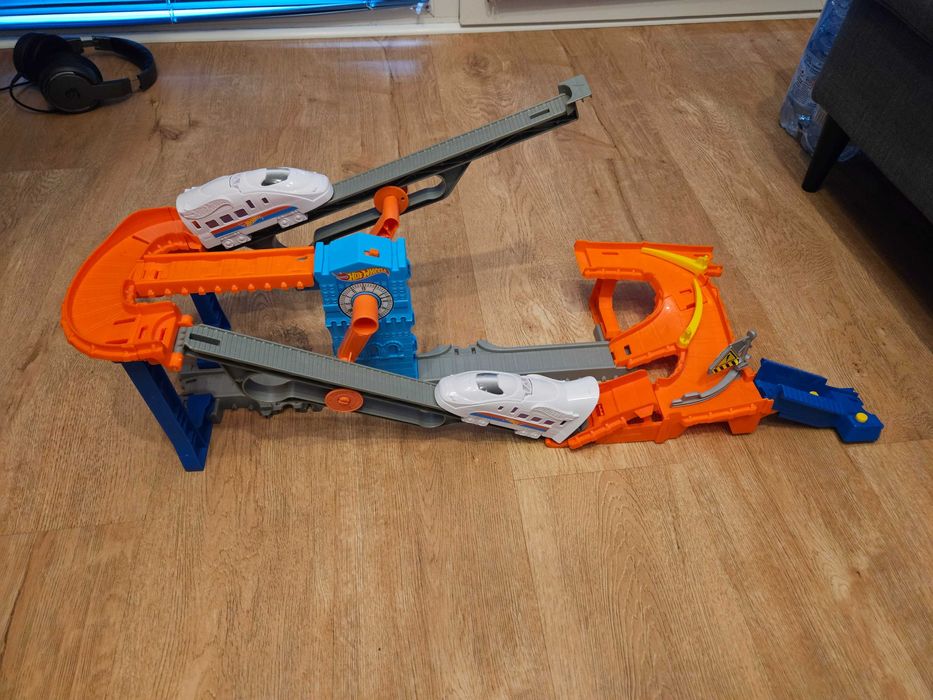 Sprzedam tor hot wheels