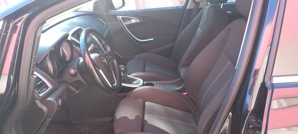 Opel Astra benzyna