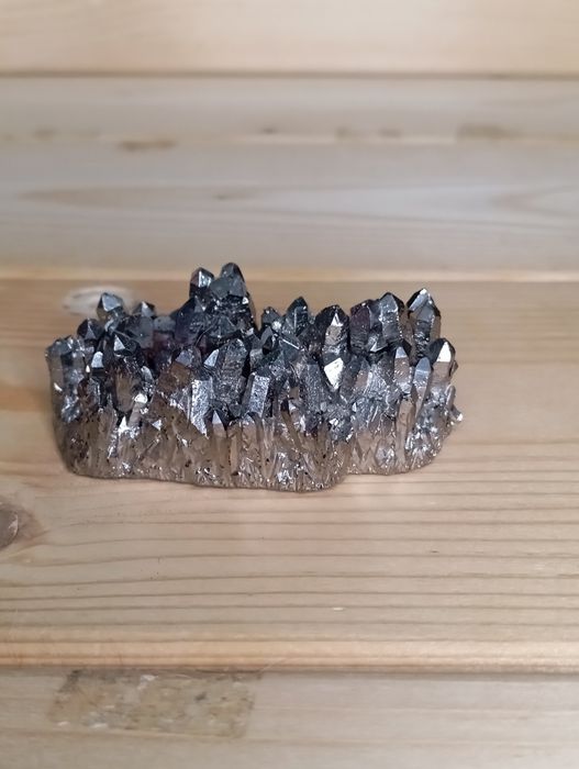 Kryształ kwarcu malowany metaliczny