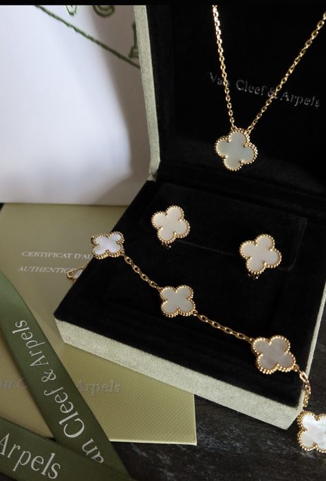 Сережки Van Cleef