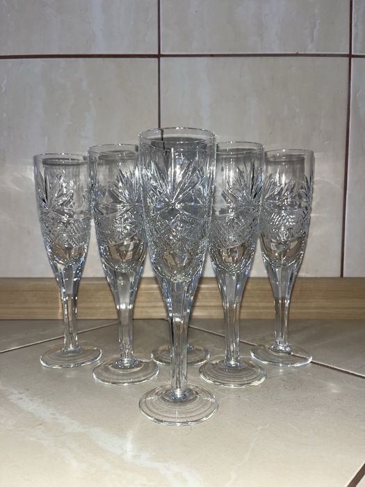 кришталеві бокали в ідеальному стані,чисті 6 штук