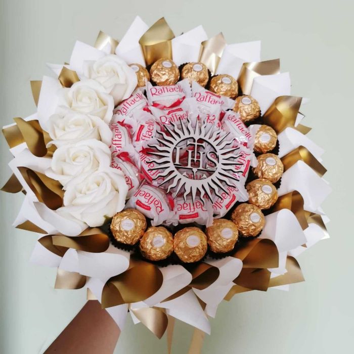 Bukiet z rafaello i ferrero jadalny na komunie