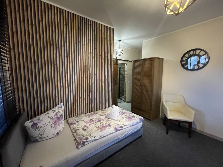 Noclegi krótko i długo terminowe