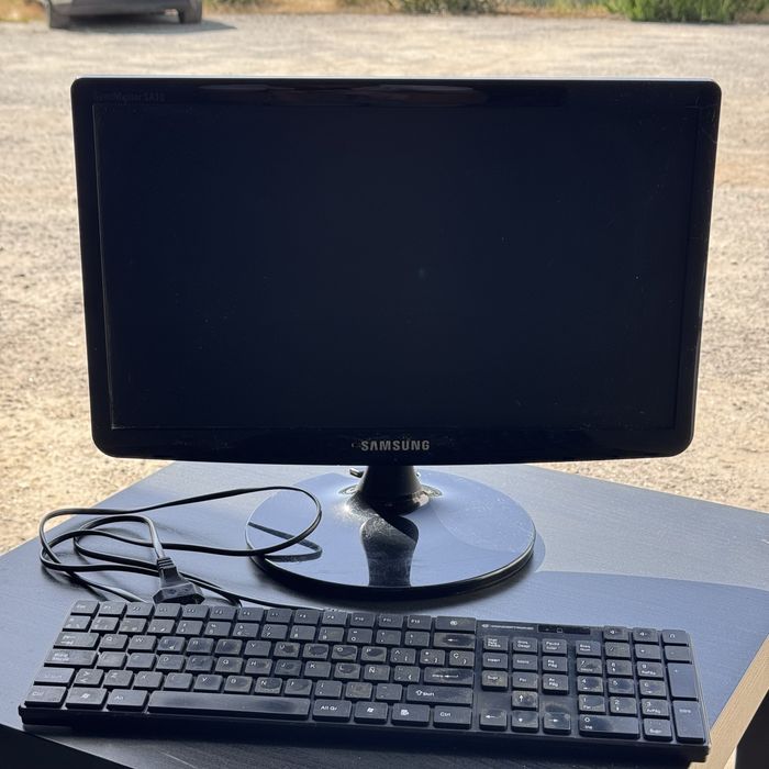 Monitor LCD Samsung S19A10N 18.5” + OFERTA