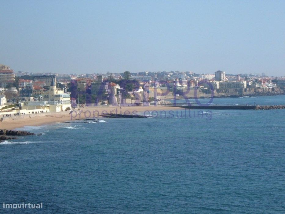 Excelente apartamento T6 duplex