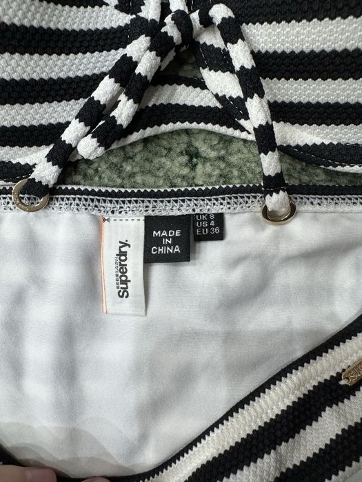Купальник полосатый Superdry