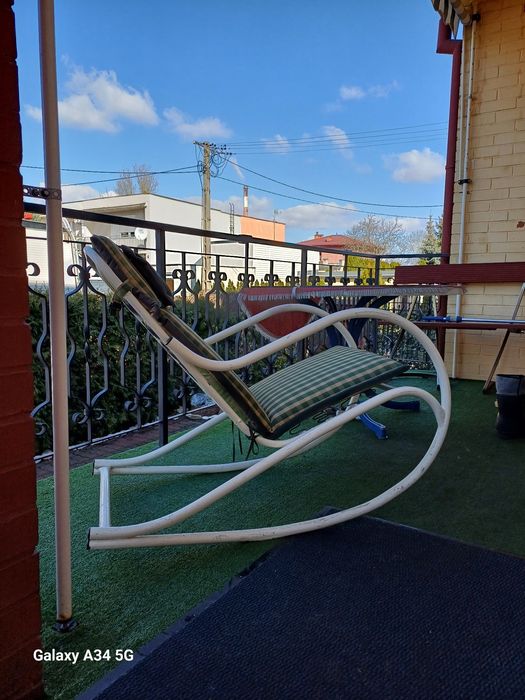 Fotel ogrodowy masywny