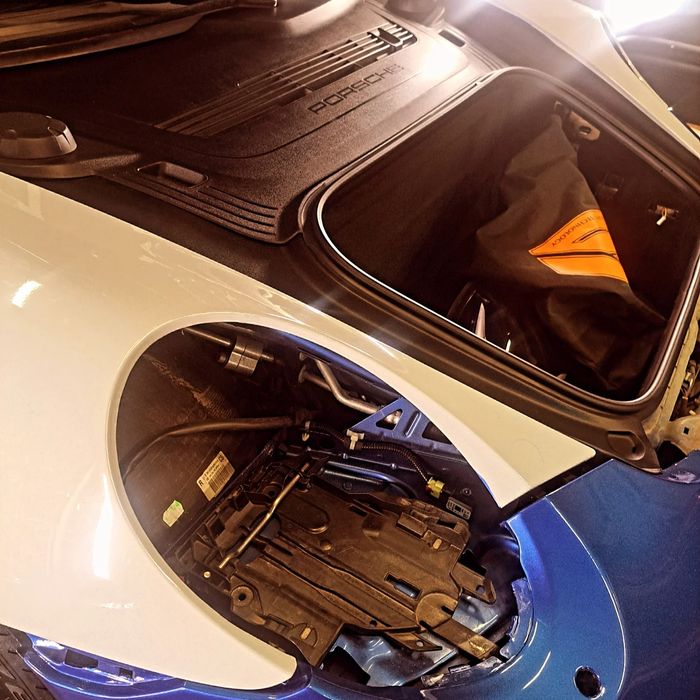 pranie tapicerki samochodowej,polerowanie lamp z dojazdem,ozonowanie !