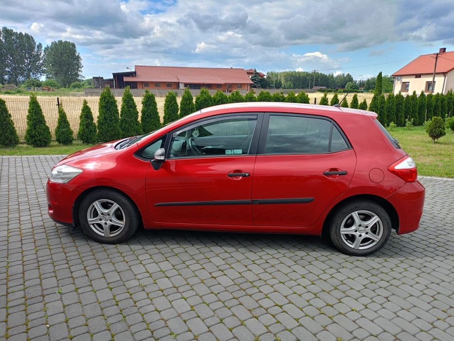 Sprzedam toyotę Auris 1.4 D4D