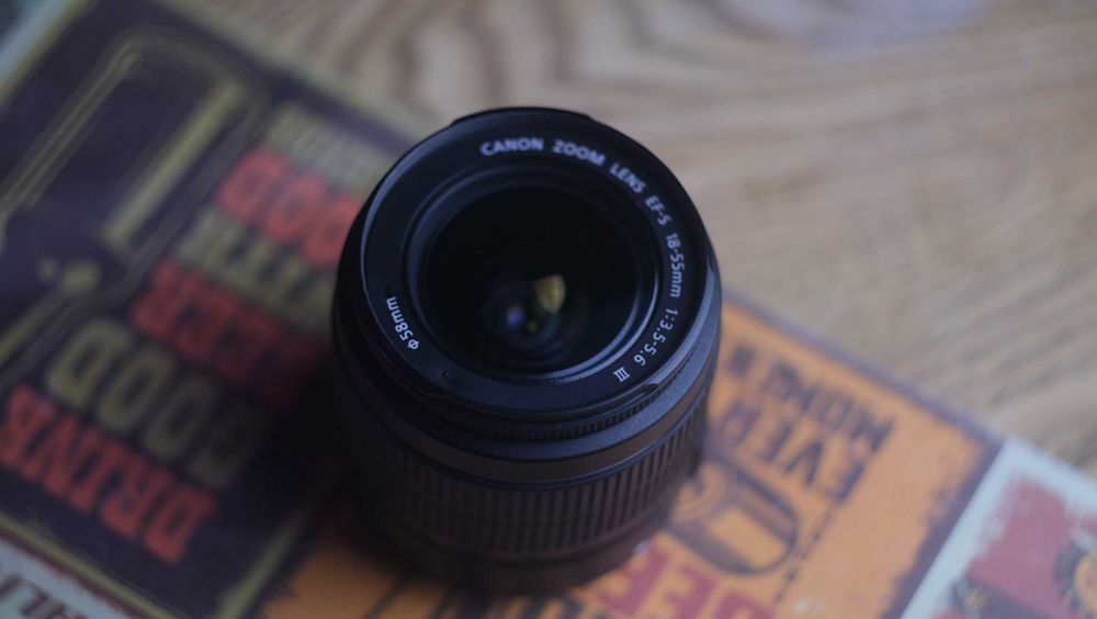 Aparat Canon EOS200D