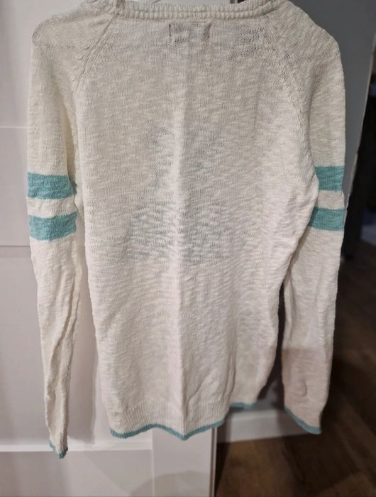 Sweter z literką House