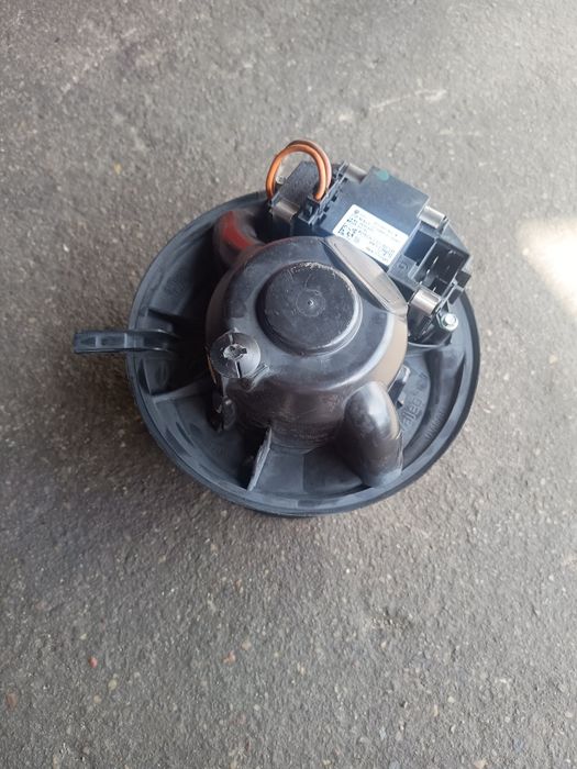 Wentylator nawiewu dmuchawa VW touran caddy golf V audi a3 8p Scirocco