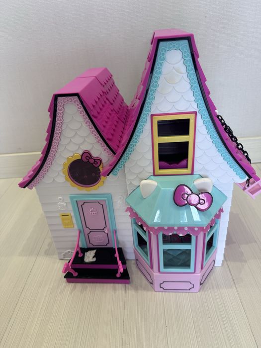 Ігровий будинок Hello Kitty Doll House Хелло Кітті ляльковий будиночок