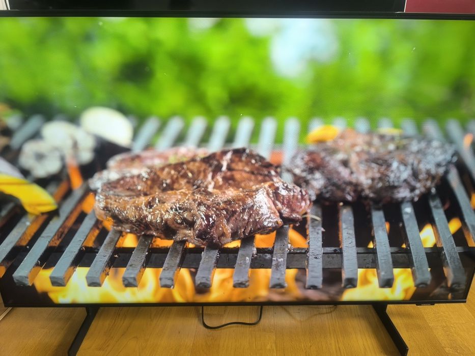 Телевизор Заводская  плёнка на экране QLED Samsung  4K QE50Q60 з ГОЛОС