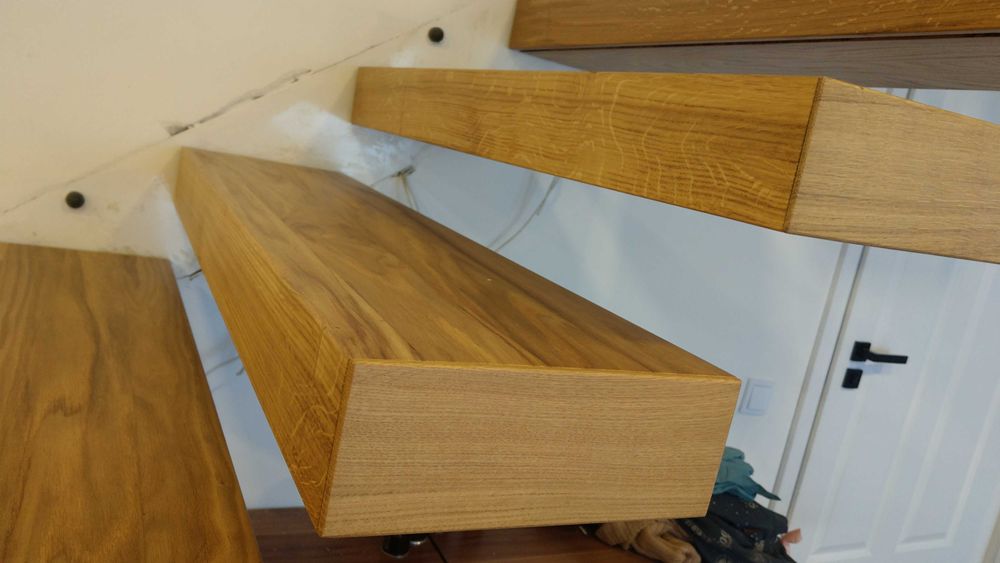 Stopnie dębowe Schody Półkowe Wspornikowe na konstrukcje