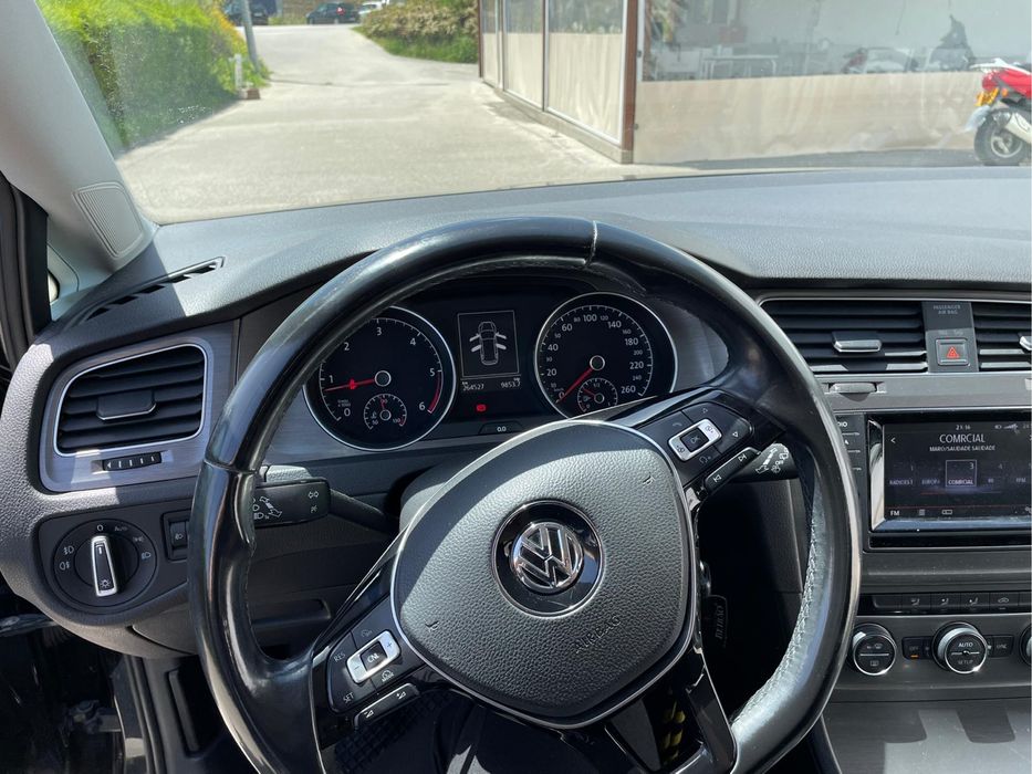 Volkswagen golf variant