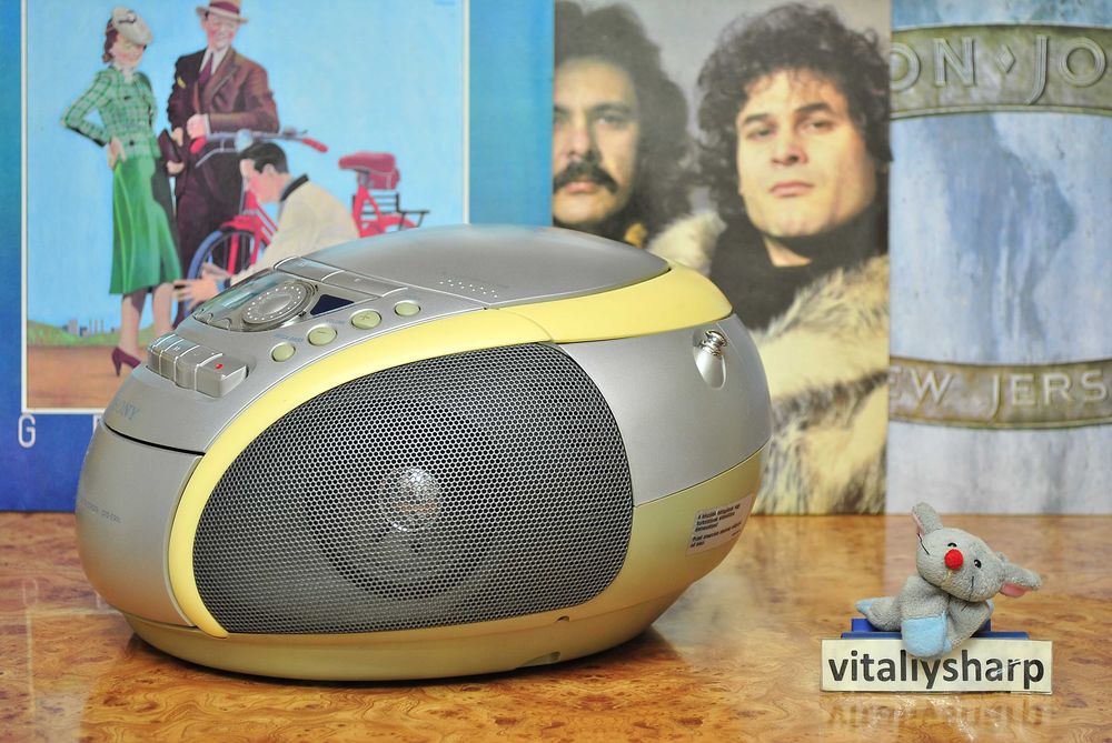 Магнитола SONY CFD-E90L