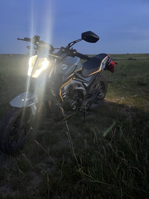 Musstang MT200-9