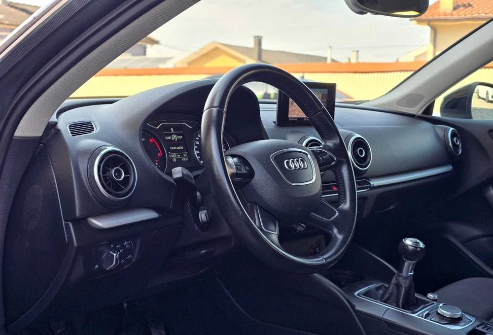 AUDI A3 SPORTBACK 8V S LINE 1.6TDI 110CV "LOOK RS3"
