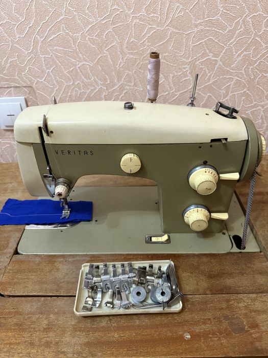 Швейна машинка VERITAS