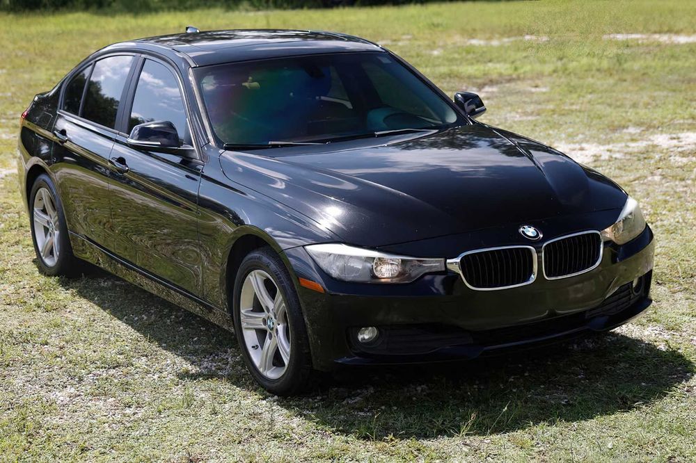 BMW 3 Series 320i      2015